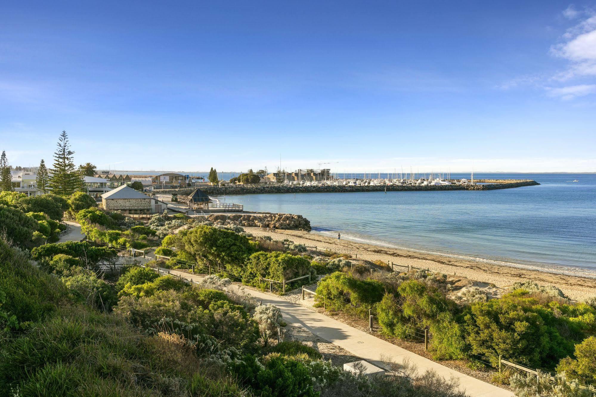 Quest Fremantle Aparthotel Екстериор снимка